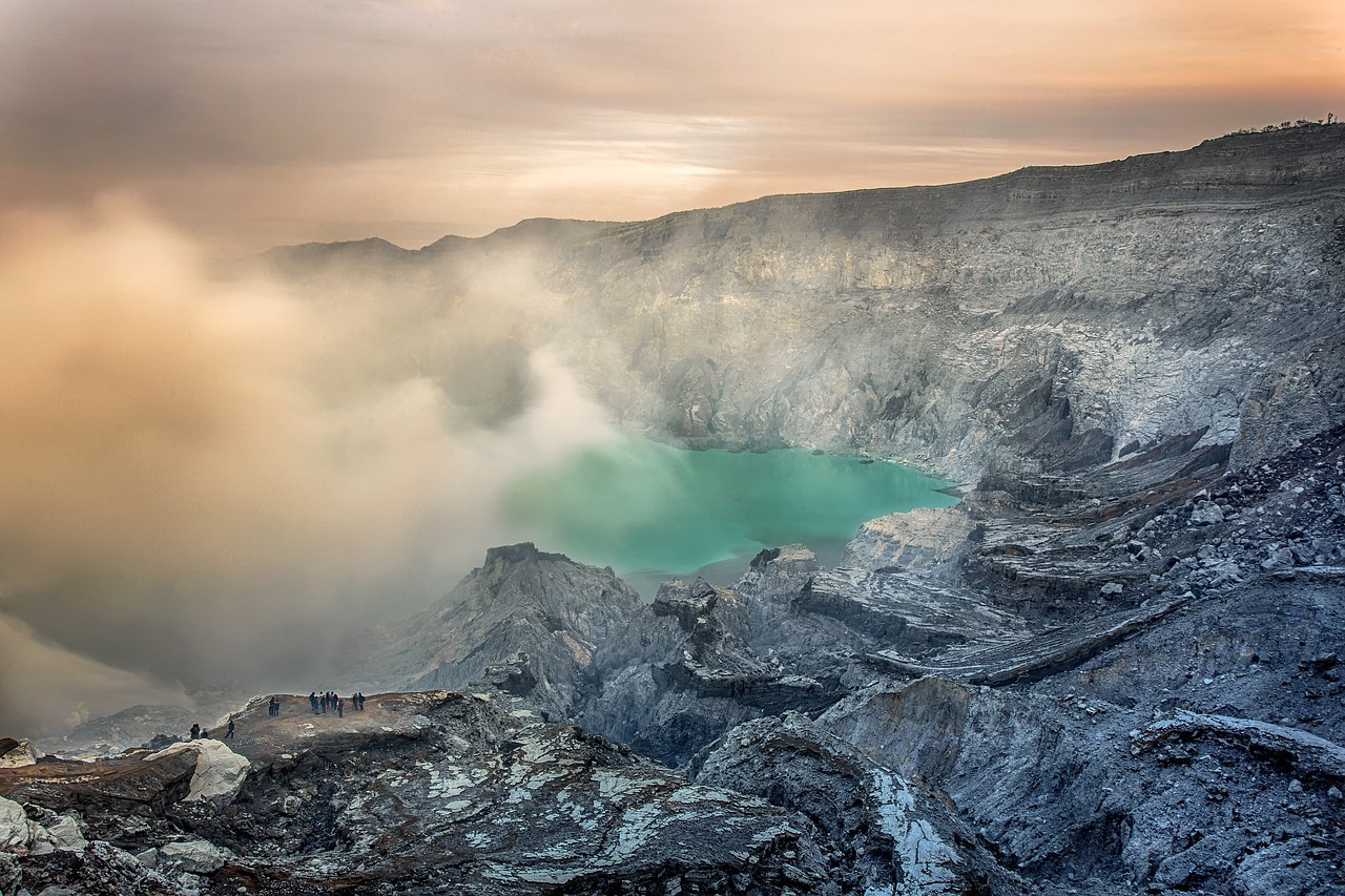 Kitört a Stromboli - evakuálják a turistákat